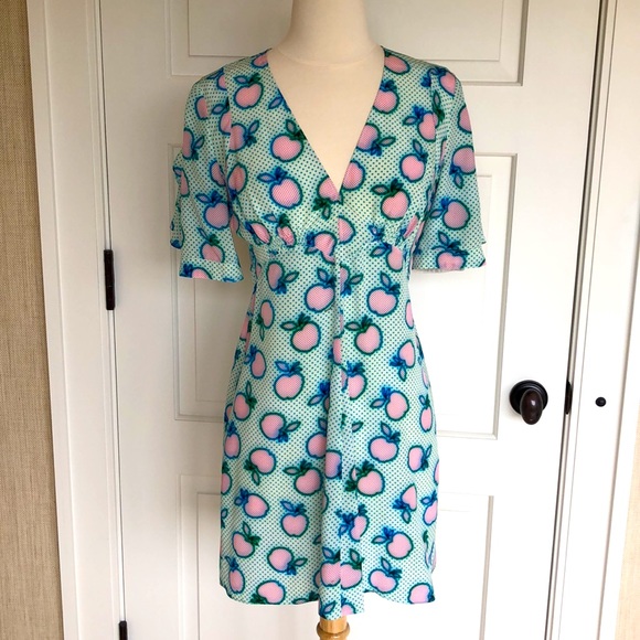 🎉HP💖Miu Miu Runway Editorial Apple Print Dress - Picture 3 of 11